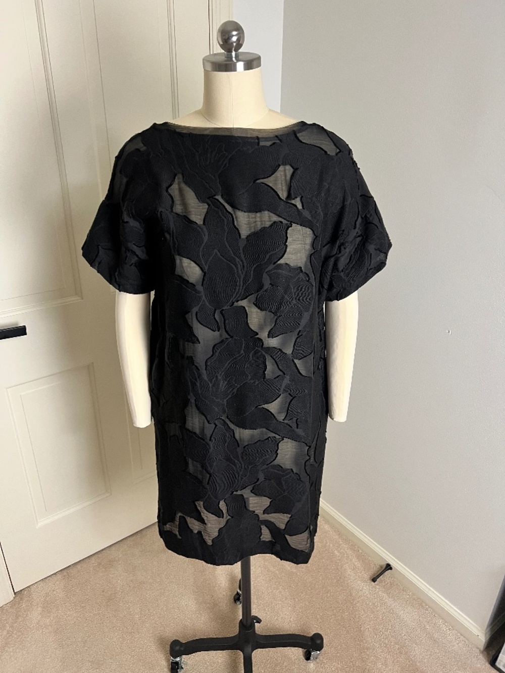 Andiamo Black Floral Mesh Tunic Dress Size 38 Gently Used
